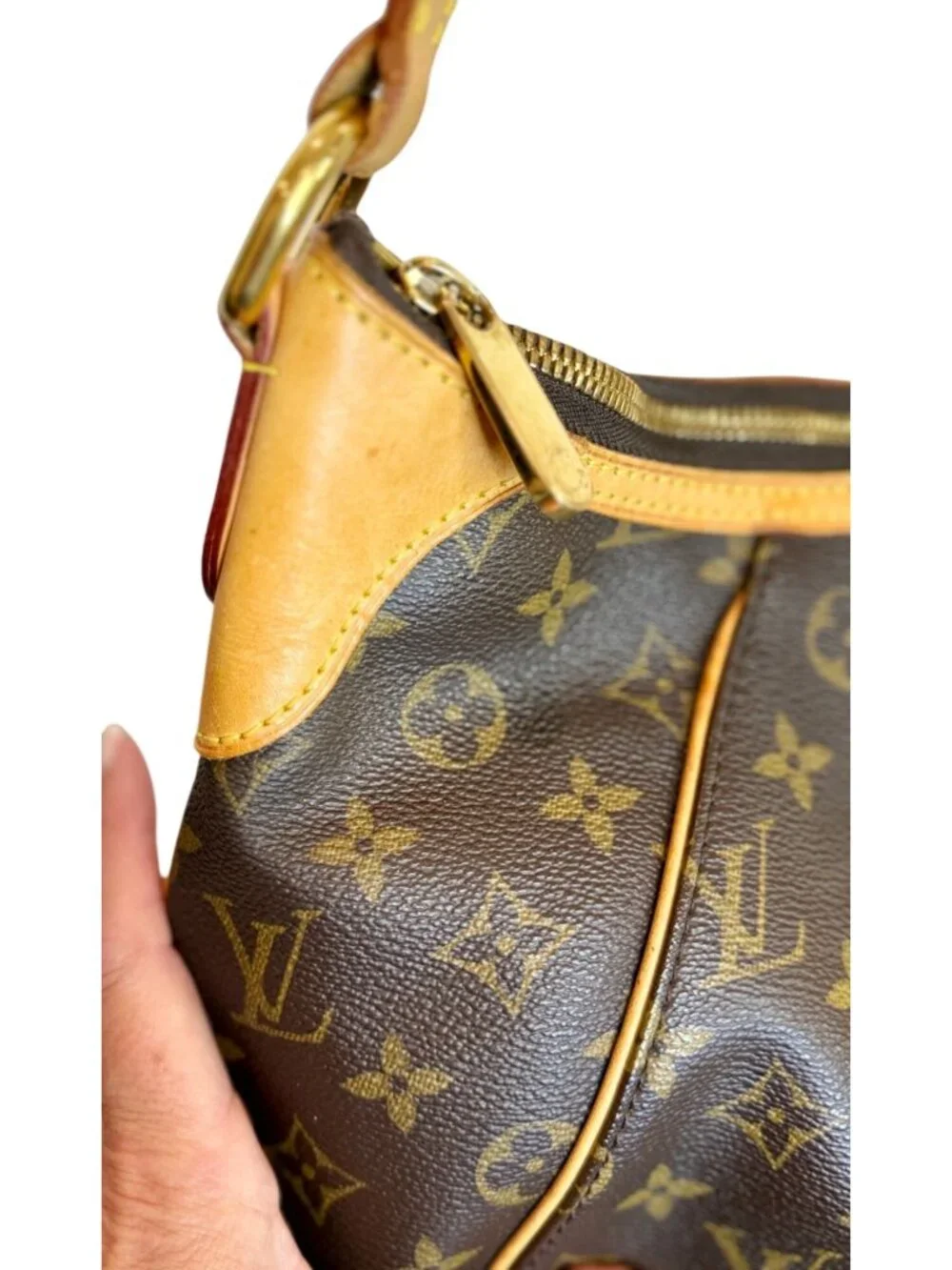 Louis Vuitton Thames GM shoulder bag